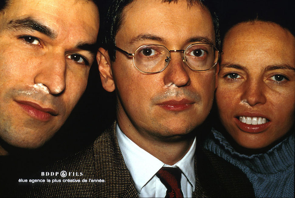 Publicité BDDP&Fils - Autopromotion - Élue agence la plus créative de l'année - Olivier Altmann, Nicolas Bordas avec de la farine sous le nez - 2001