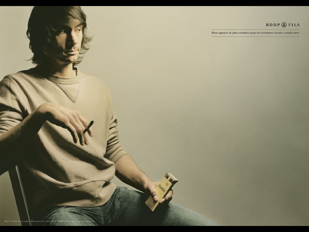 Publicité BDDP&Fils - Autopromotion - Élue agence la plus créative de l'année - Le DC qui fume - cigares Hamlet- 2003